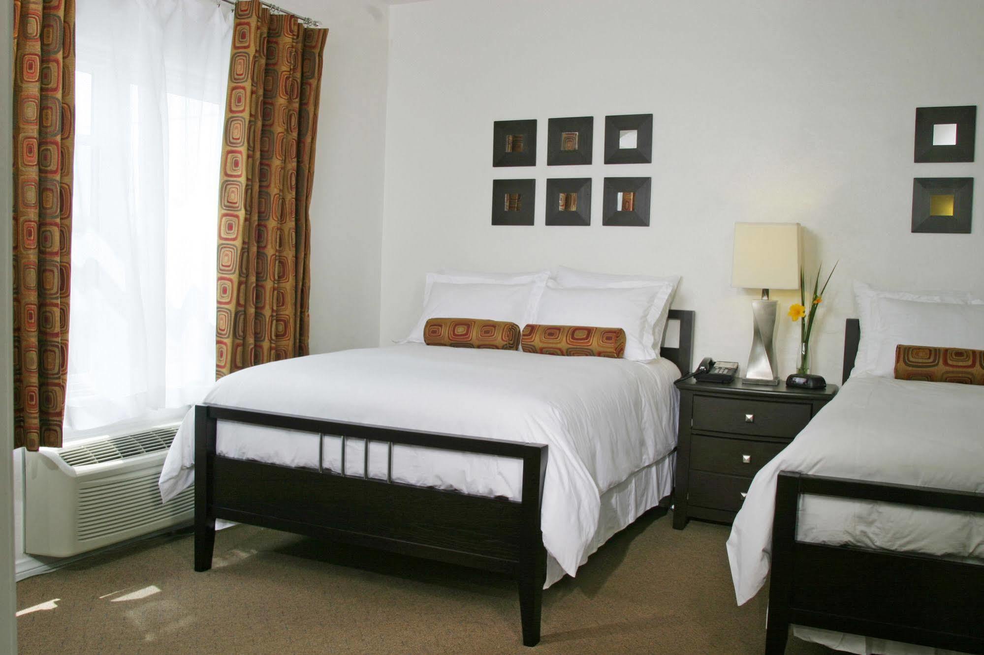 El Primero Boutique Hotel Chula Vista Bagian luar foto